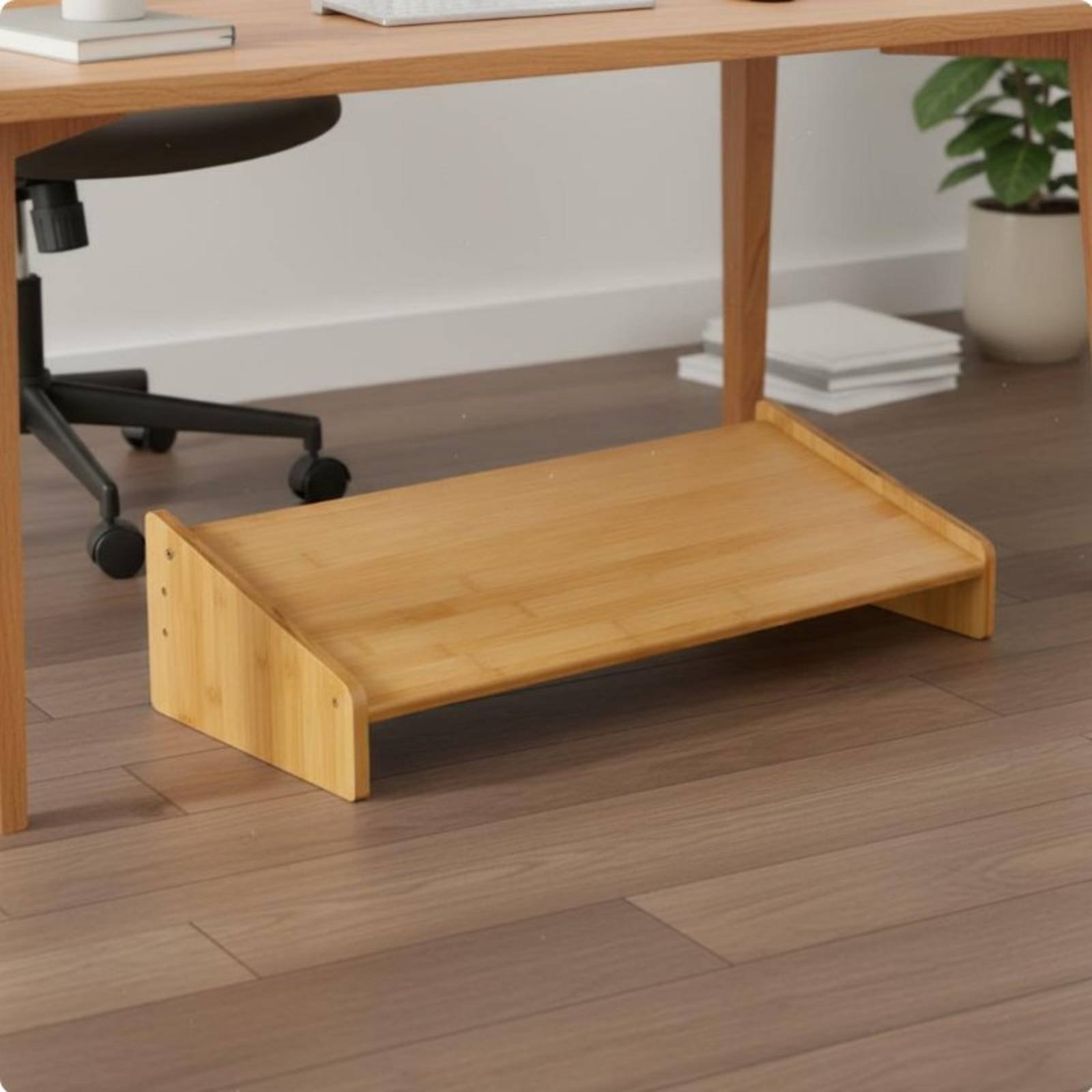 Voetsteun onder het bureau Bre - Furniture Chairs For Office recensie en prijs